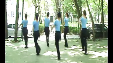 高安子君广场舞 冬天里的白玫瑰