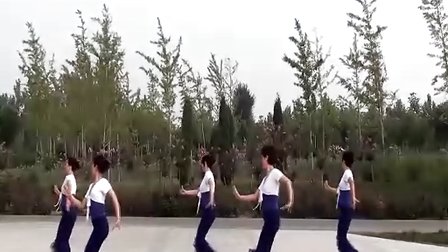 笑笑广场舞 学跳金风吹来的时候