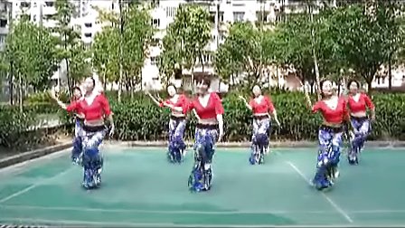 周思萍广场舞 摇并为内蒙古喝彩