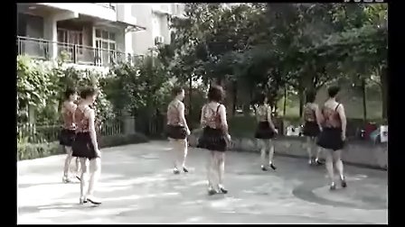 周思萍广场舞 超重低音劲爆的士高