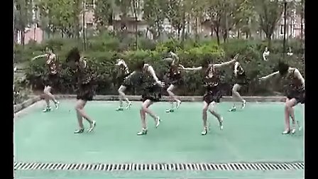 周思萍广场舞 我爱的人怎么不在我身边